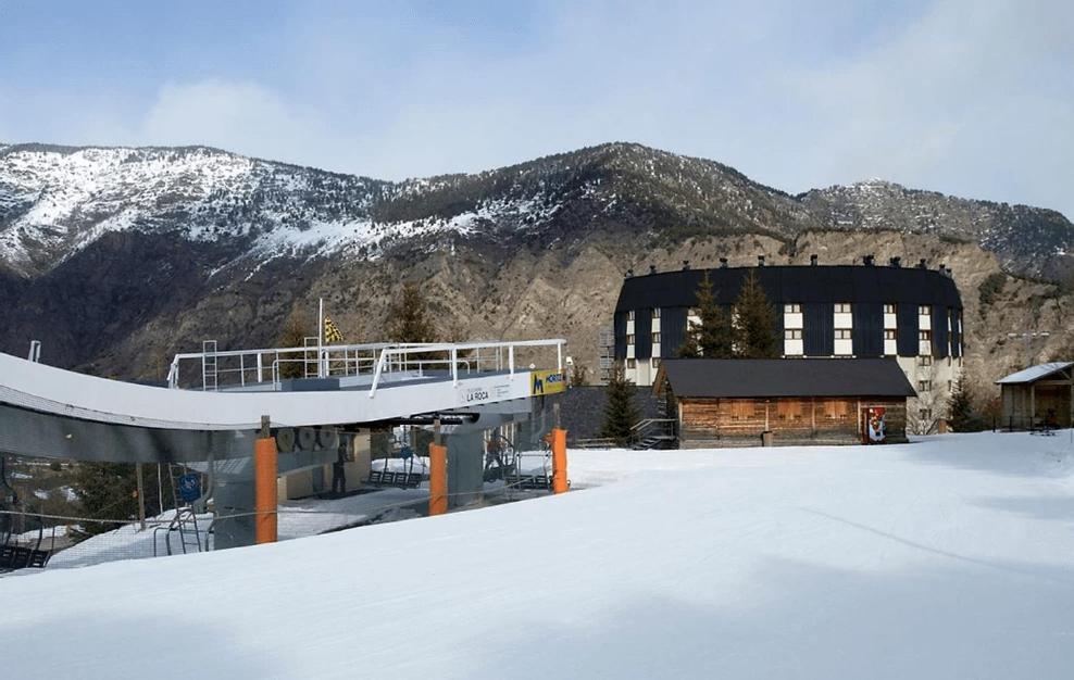 Hotel Or Blanc Espot Exteriör bild